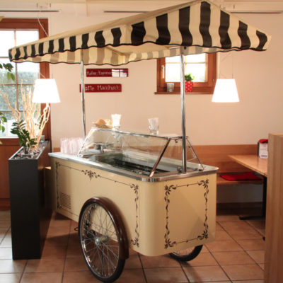 cafebrueggli-catering-glacewagen